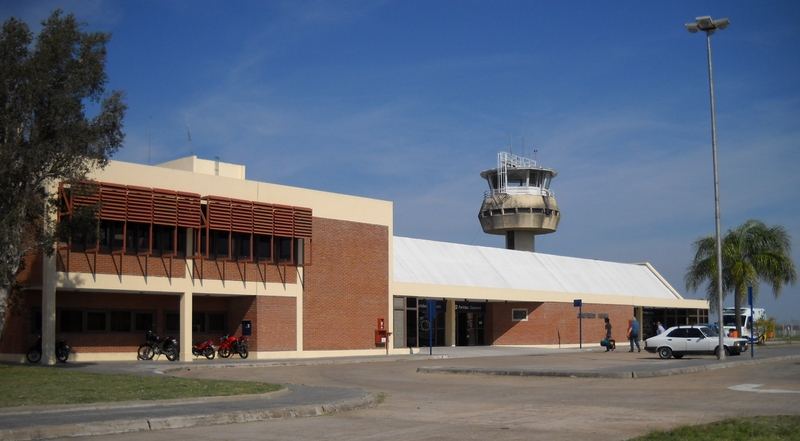 Reunión con EANA para mejorar la seguridad aérea.